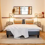 The- Point- 3br Bright Cloud דירה