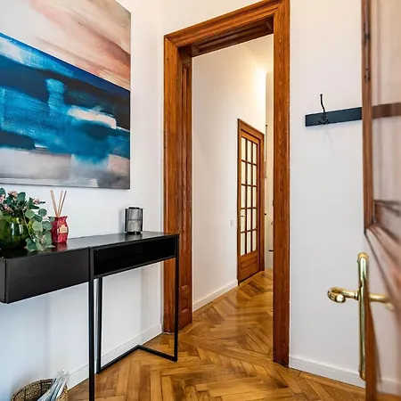 דירה The- Point- 3br Bright Cloud *