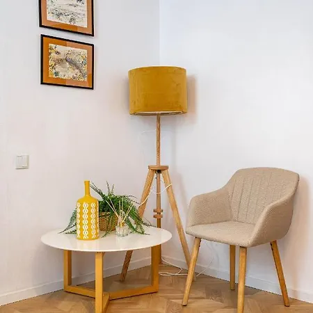 The- Point- 3br Bright Cloud Apartment Bucharest