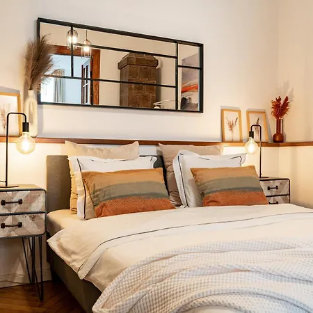 The- Point- 3br Bright Cloud Apartment Bucharest