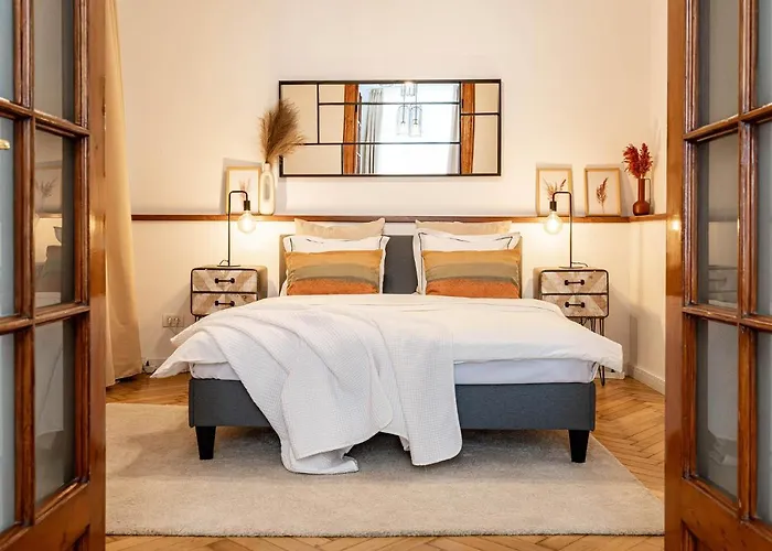 The- Point- 3br Bright Cloud شقة