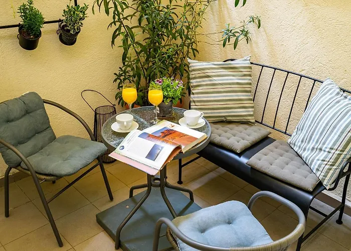 The- Point- 3br Bright Cloud Apartament Bukareszt